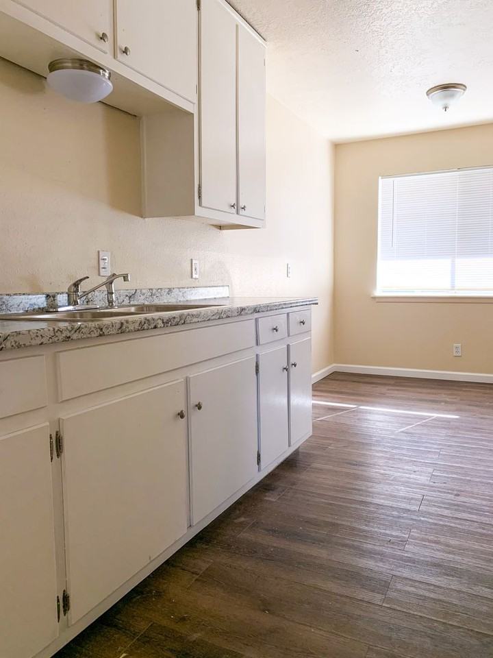 Apartment Homes in a Beautiful Community - Photo 4 of 27