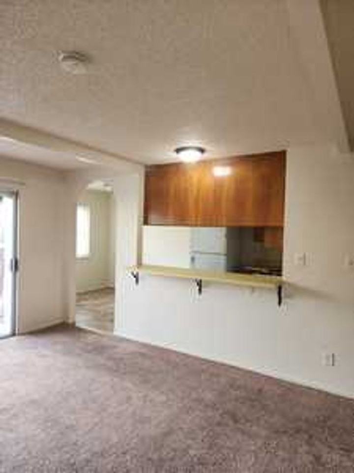 The Palms Apartments - Photo 6 of 19