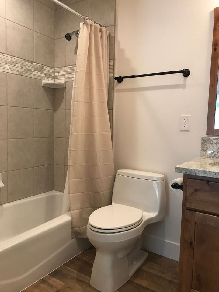 0721 - 1319/1321 Normal Ave - Photo 7 of 34