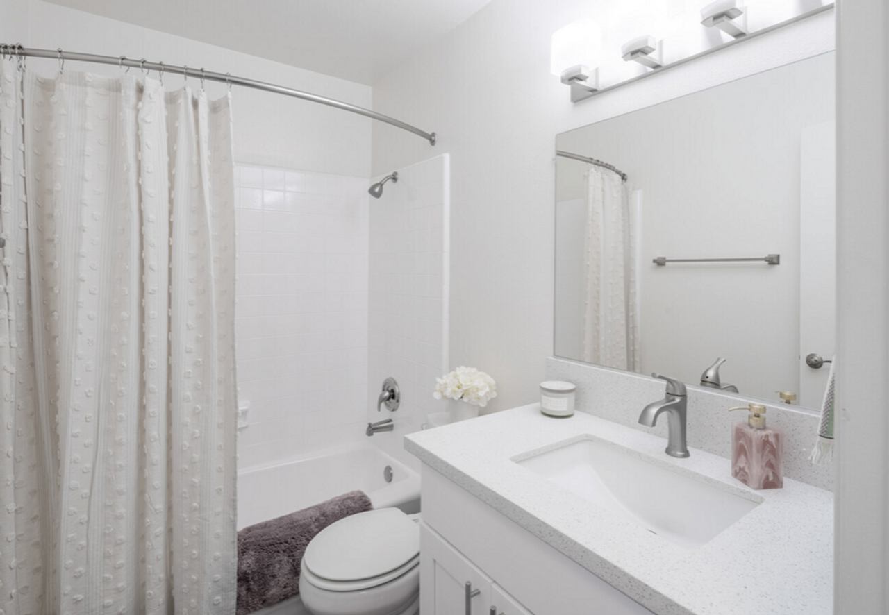 Artesia Crossings Apartments - Photo 2 of 11