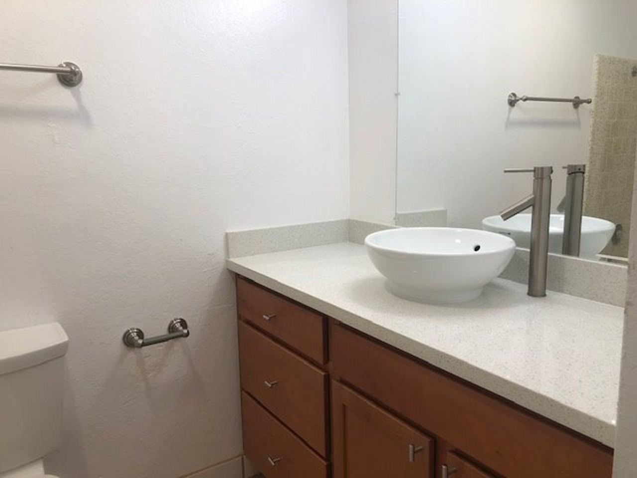 Morning Glory Apartments - Photo 3 of 17