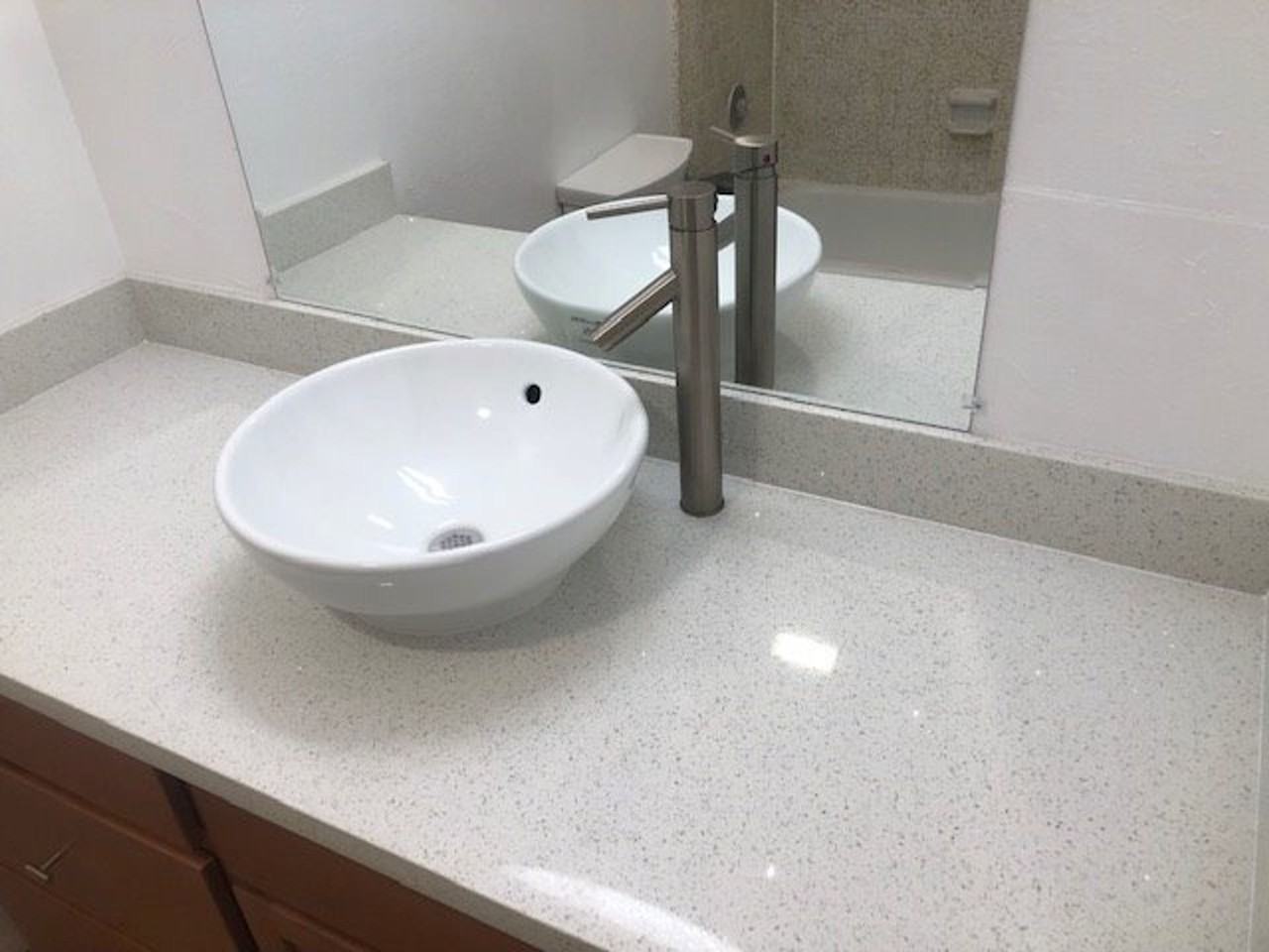 Morning Glory Apartments - Photo 5 of 17