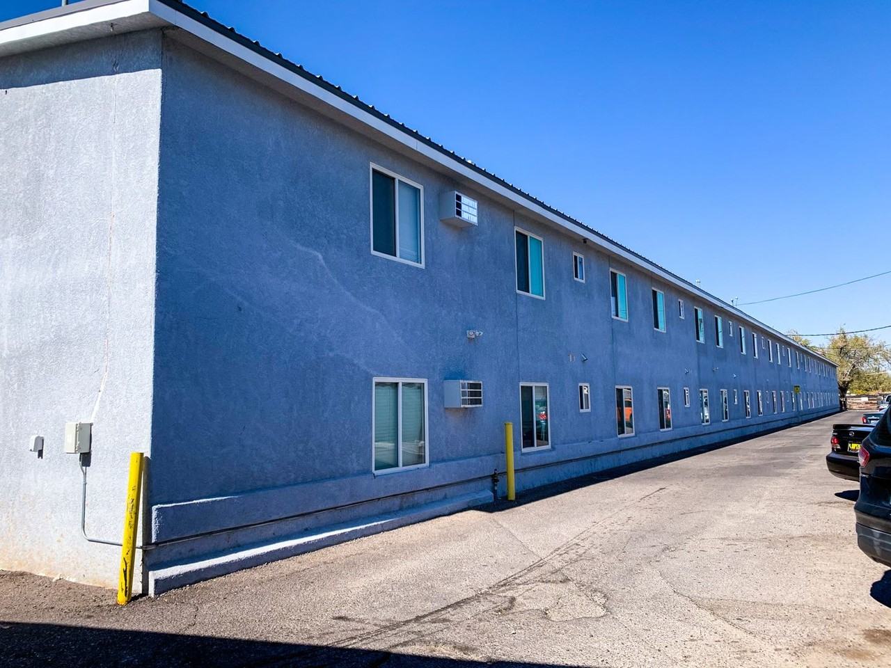 Desert Park Apartments - Photo 4 of 50