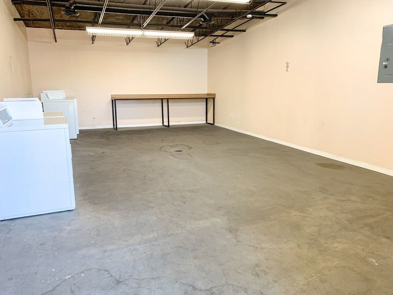 Desert Park Apartments - Photo 6 of 50