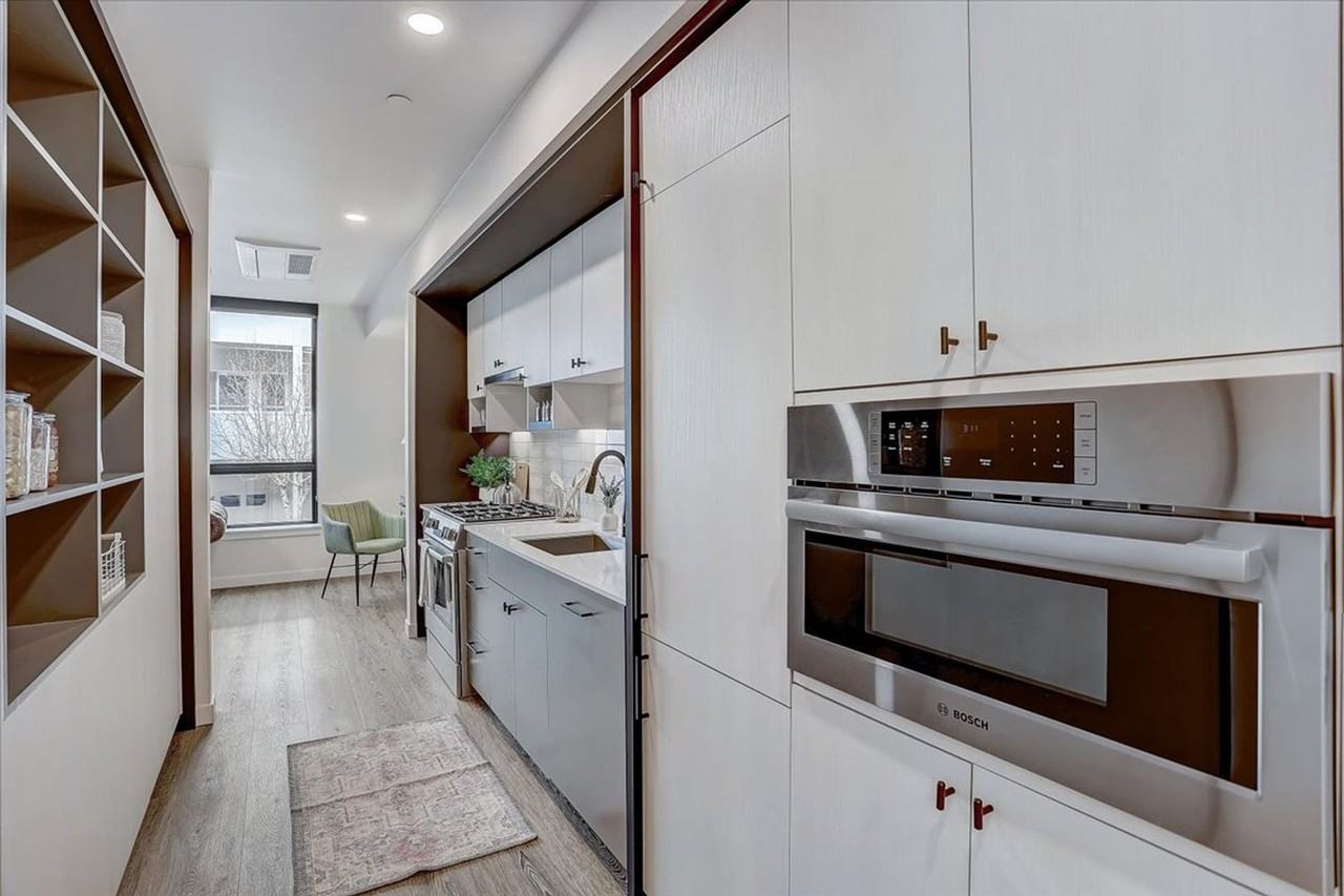 Parque Kirkland Apartments - Photo 7 of 33