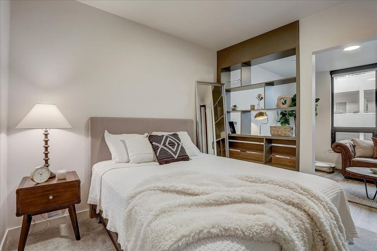 Parque Kirkland Apartments - Photo 4 of 33