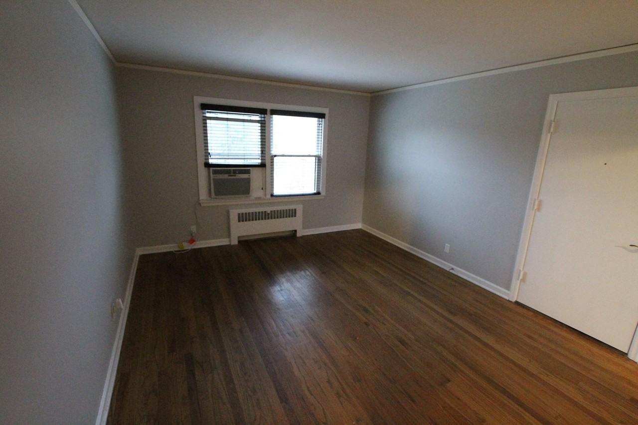 The Tiverton - Photo 7 of 15