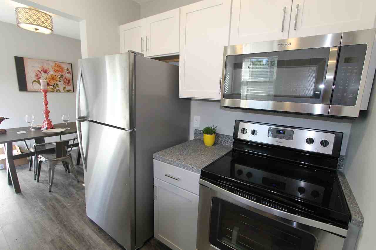 Harrisville Townhomes - Photo 5 of 50