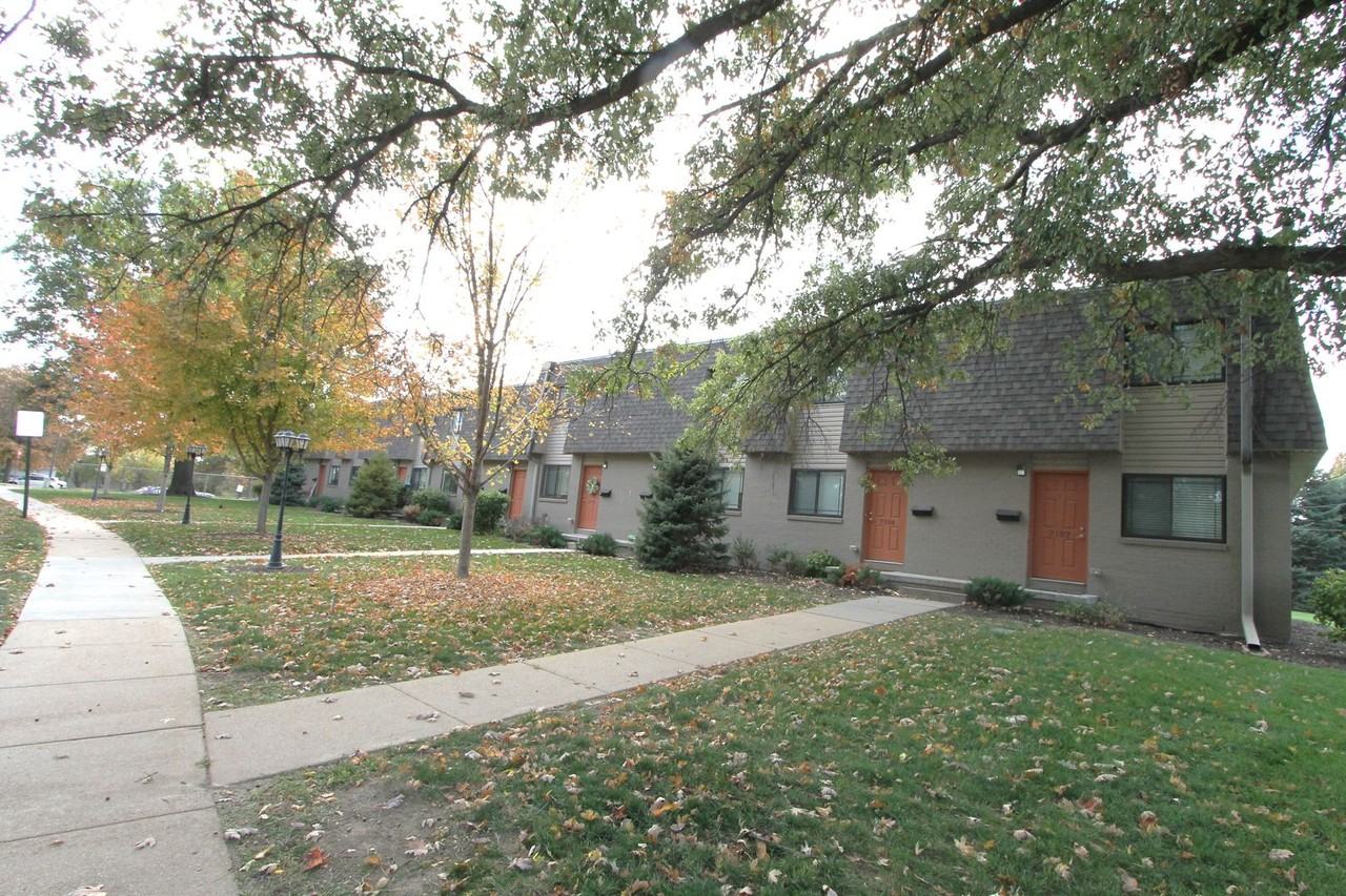 Harrisville Townhomes - Photo 2 of 31