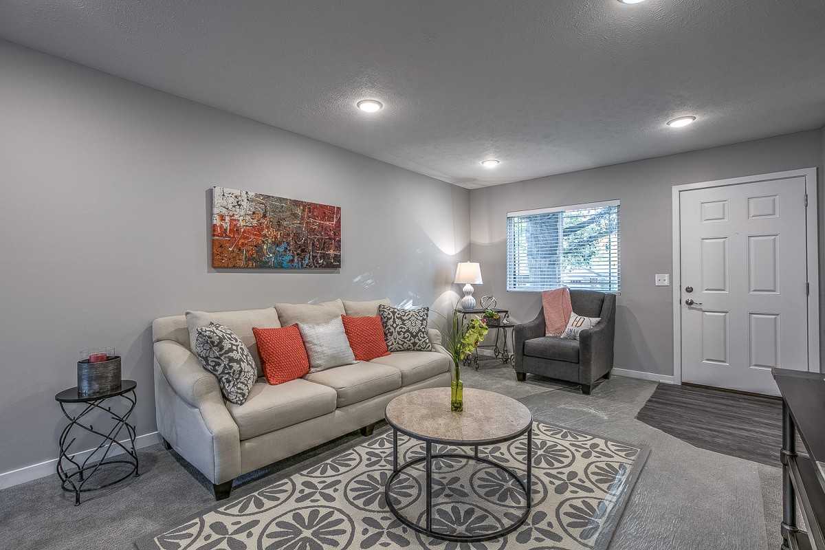 Harrisville Townhomes - Photo 4 of 31