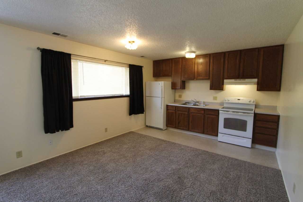 1901 Park Avenue - Photo 3 of 11