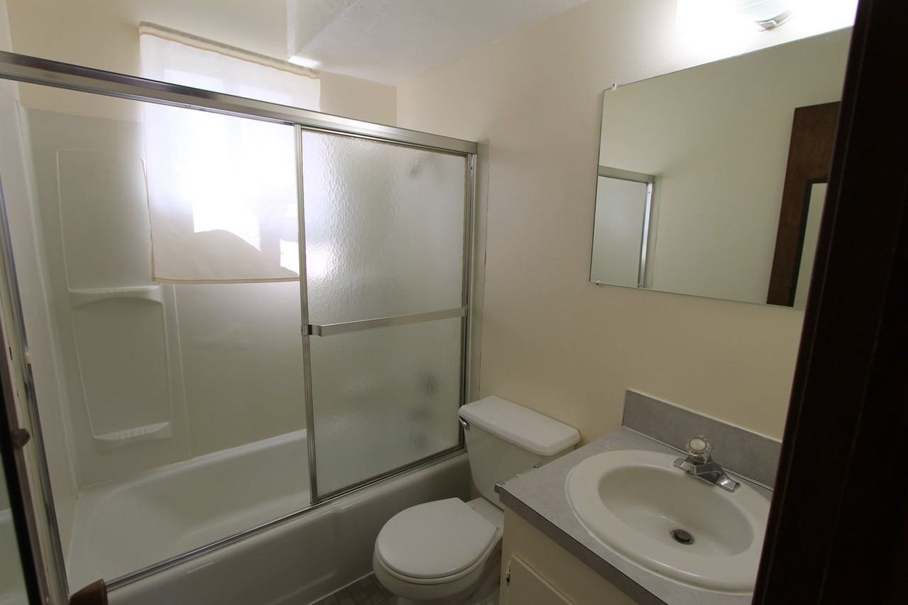 1901 Park Avenue - Photo 5 of 11