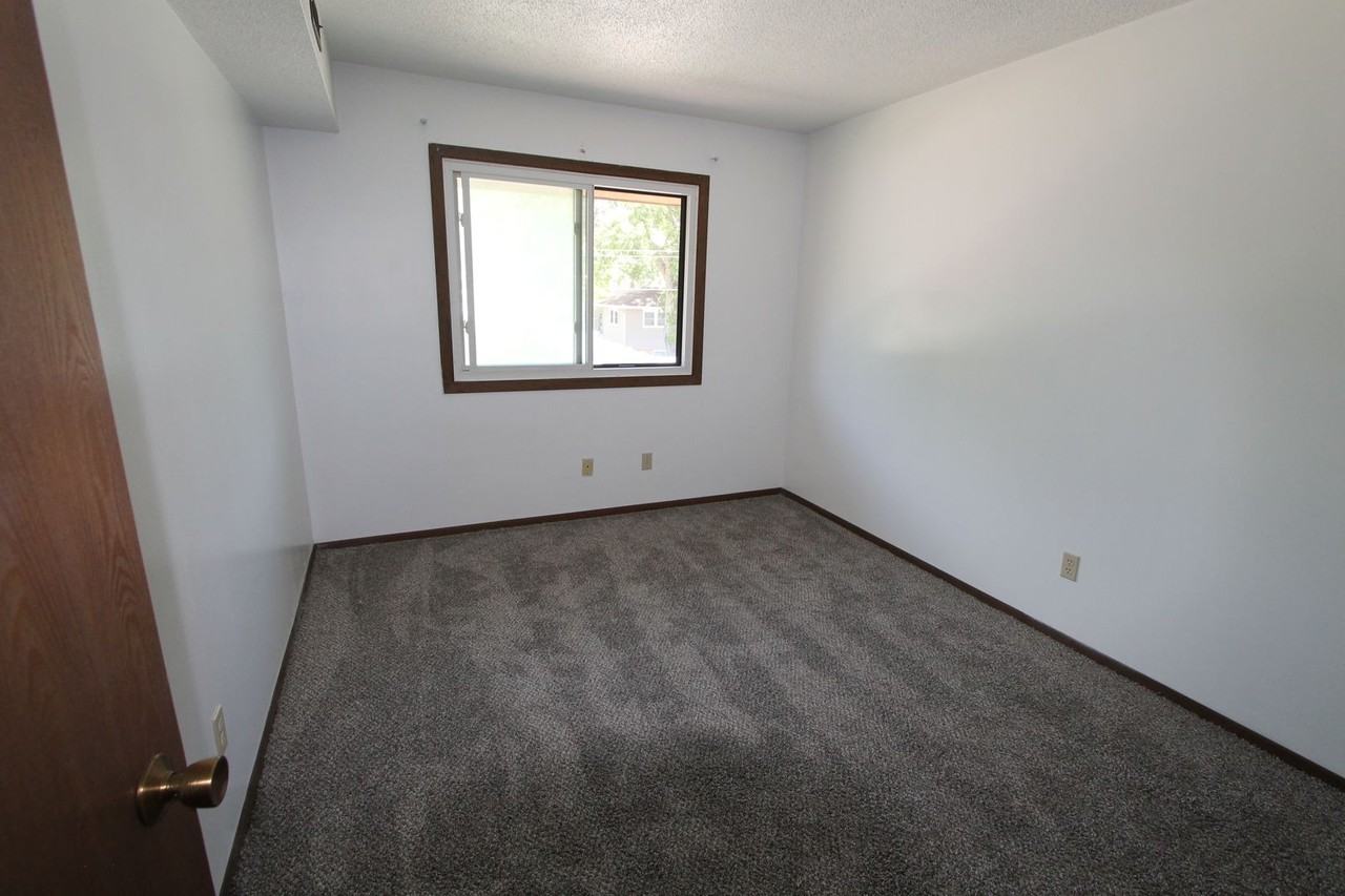 WP 222 Lincoln - Photo 4 of 14