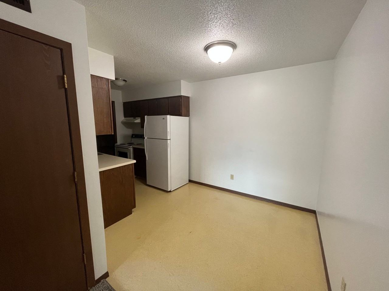 WP 222 Lincoln - Photo 7 of 14