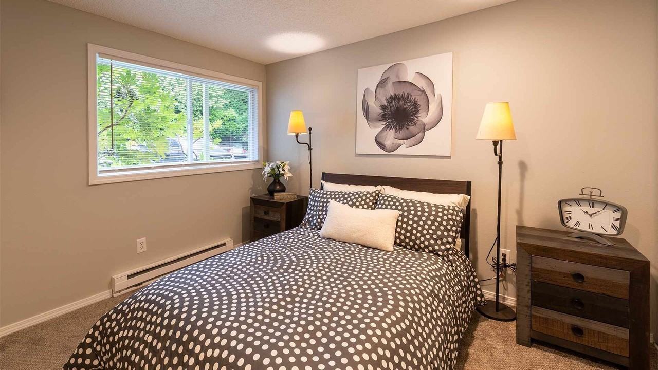 Link 14 - Photo 4 of 7