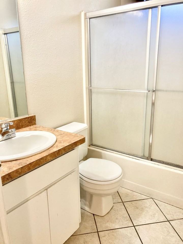 946 Cedar Street - Photo 5 of 13