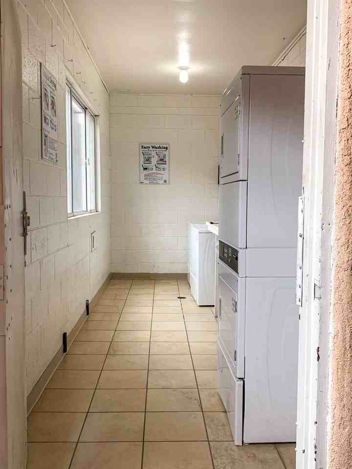 El Pueblo - Photo 7 of 30