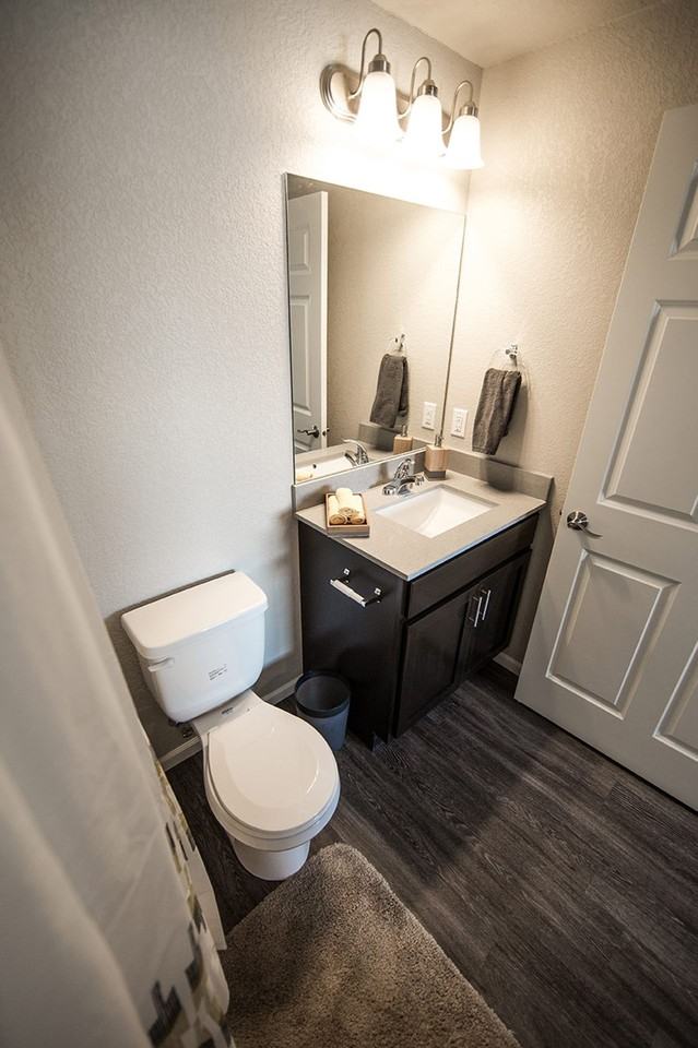 The Legacy Condos - Waverly - Photo 6 of 12