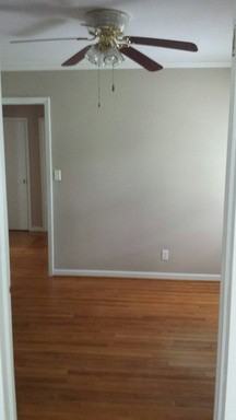 2413 Putnam St - Photo 3 of 5