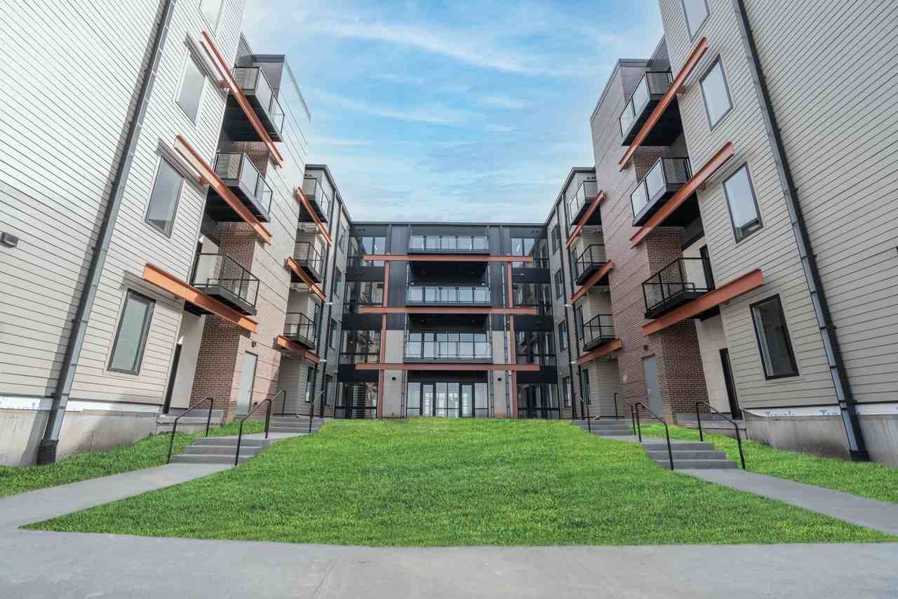 The Residence at Willow Falls - Photo 3 of 50