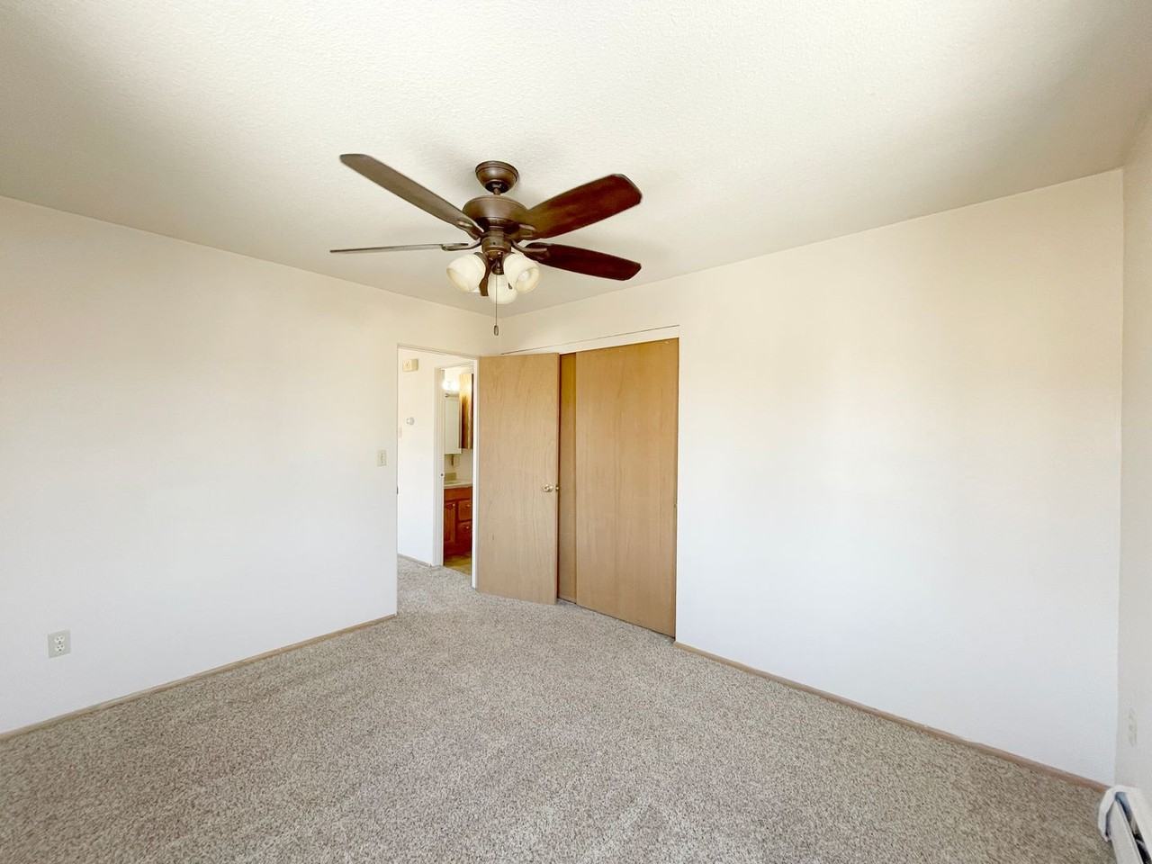 Fairmont Apartments - Photo 4 of 25