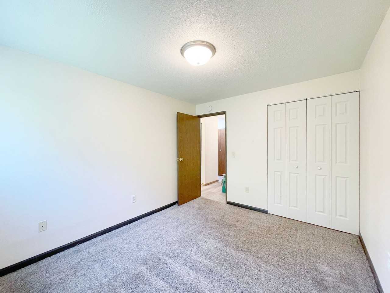 Brooklyn Heights - Photo 4 of 37