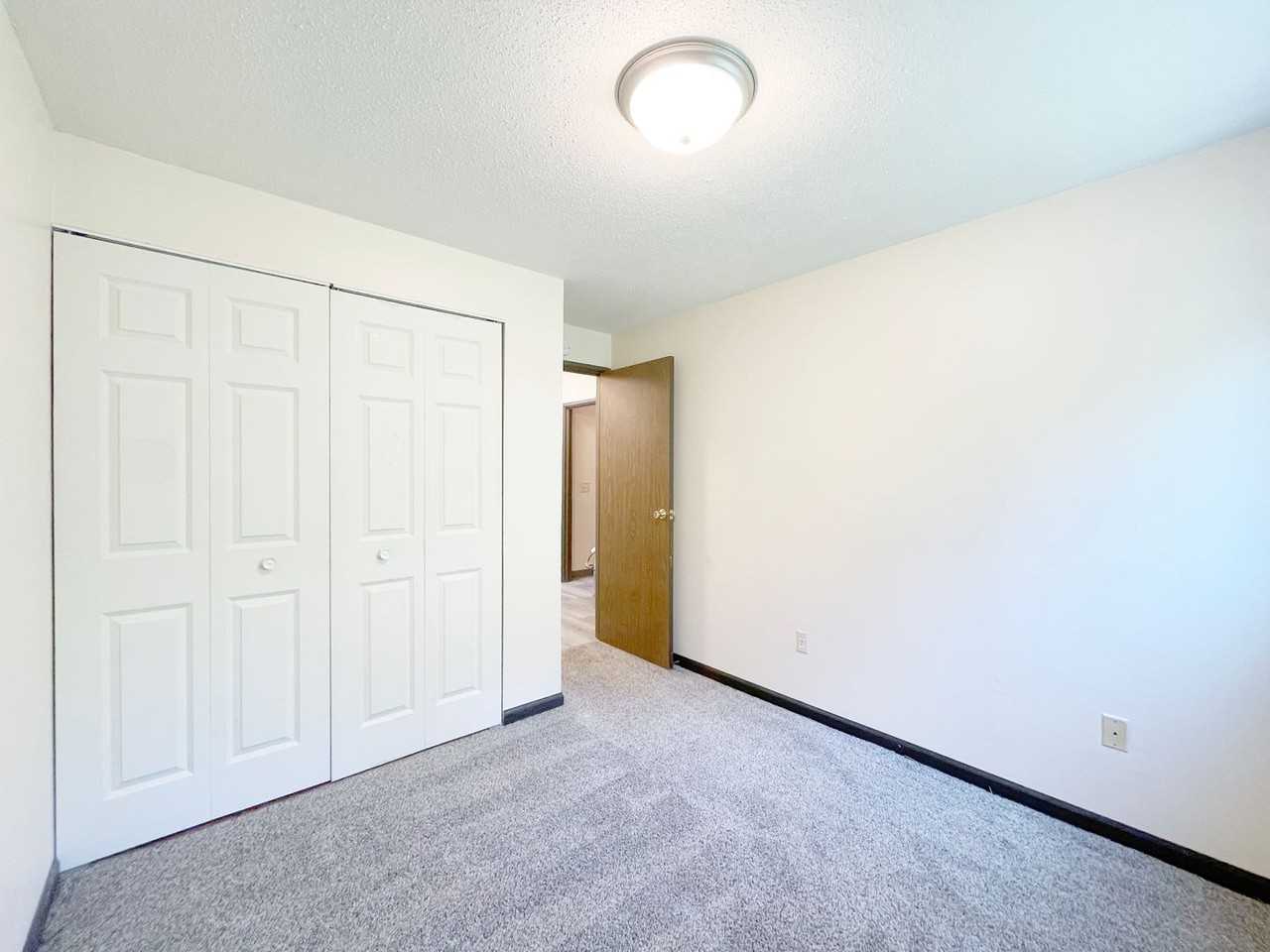 Brooklyn Heights - Photo 5 of 37