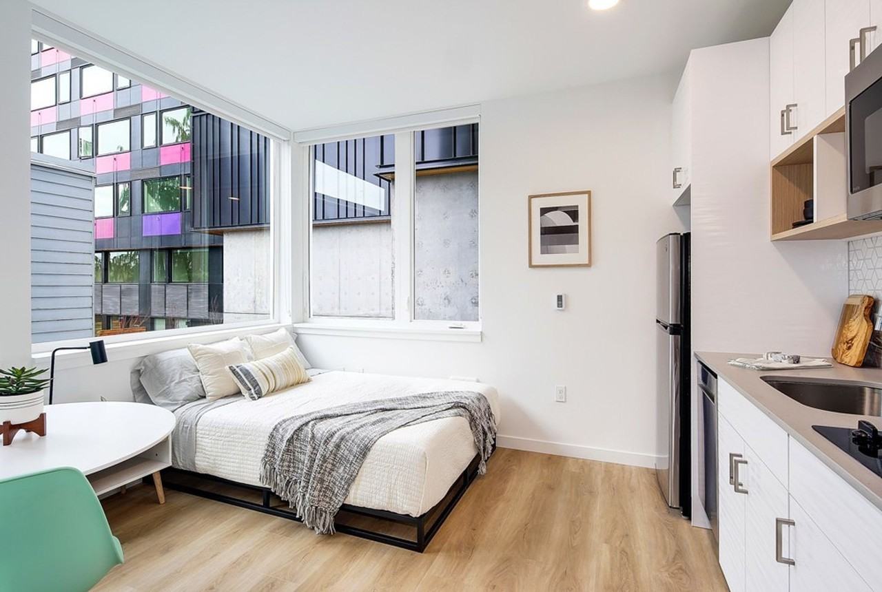 1222 NE 65th St - Photo 4 of 16