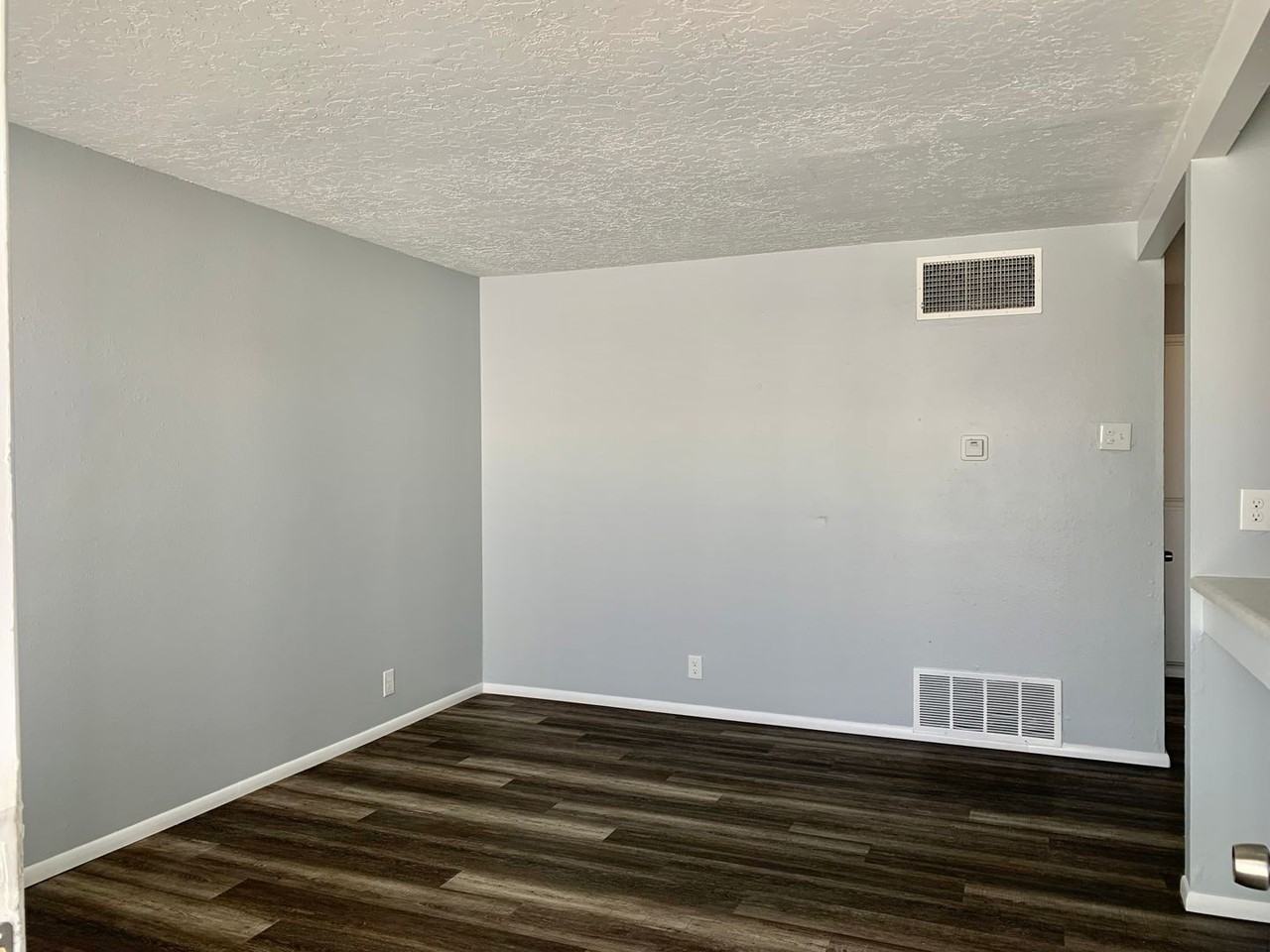 444 Florida St SE - Photo 4 of 30