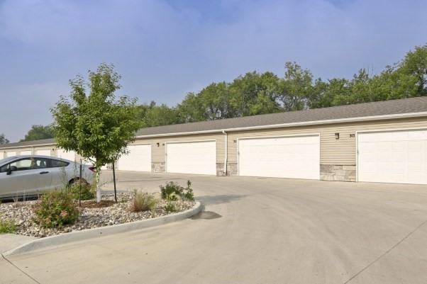 Encore Apartments - Photo 4 of 50