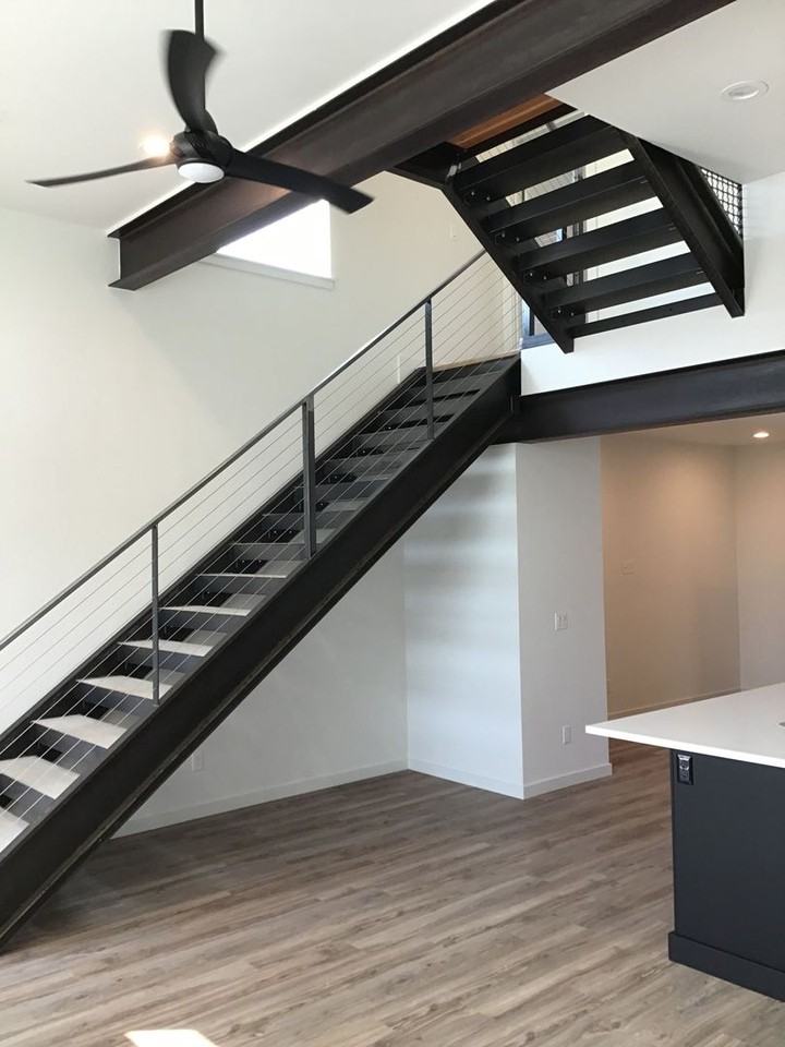 Brand new modern town home - Photo 4 of 20