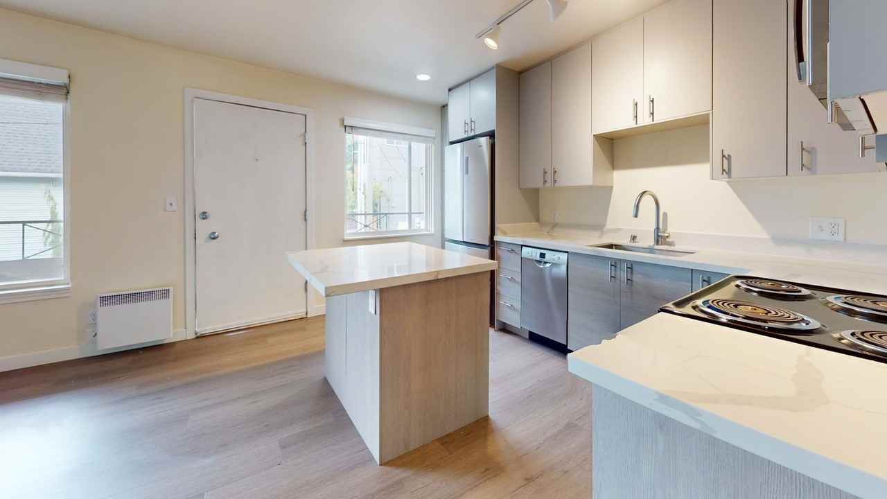 Allegro - Photo 2 of 12