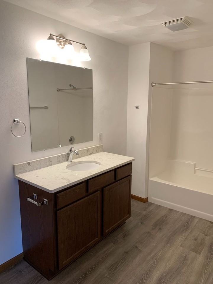 Homestead Apartments. - Photo 3 of 8
