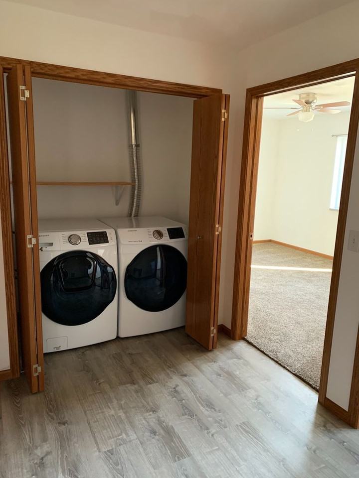 Homestead Apartments. - Photo 5 of 8