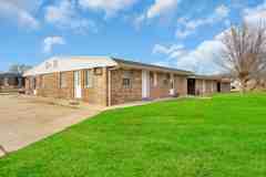 200 W Shelbourne Dr - Photo 1 of 1