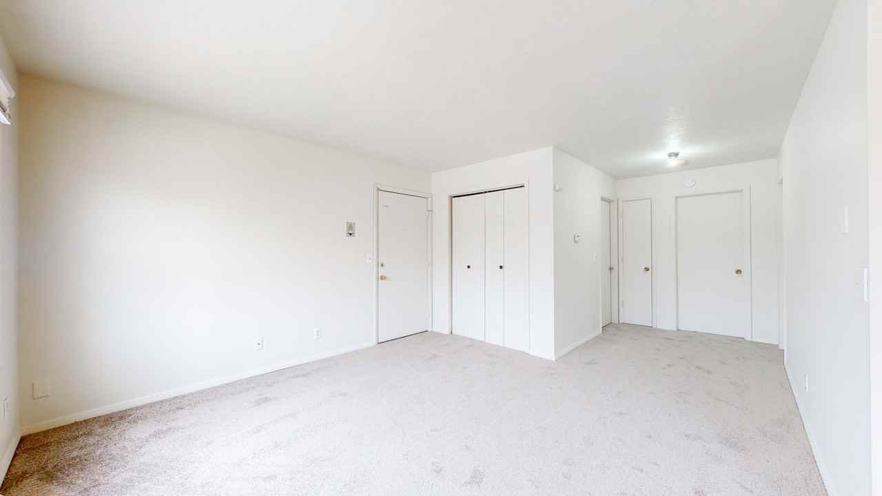 3 Larry Court - Photo 7 of 13