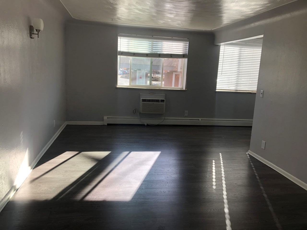 154 W Powers Cir - Photo 2 of 8