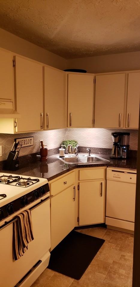 Hilltop Terrace Apartments - Photo 6 of 24