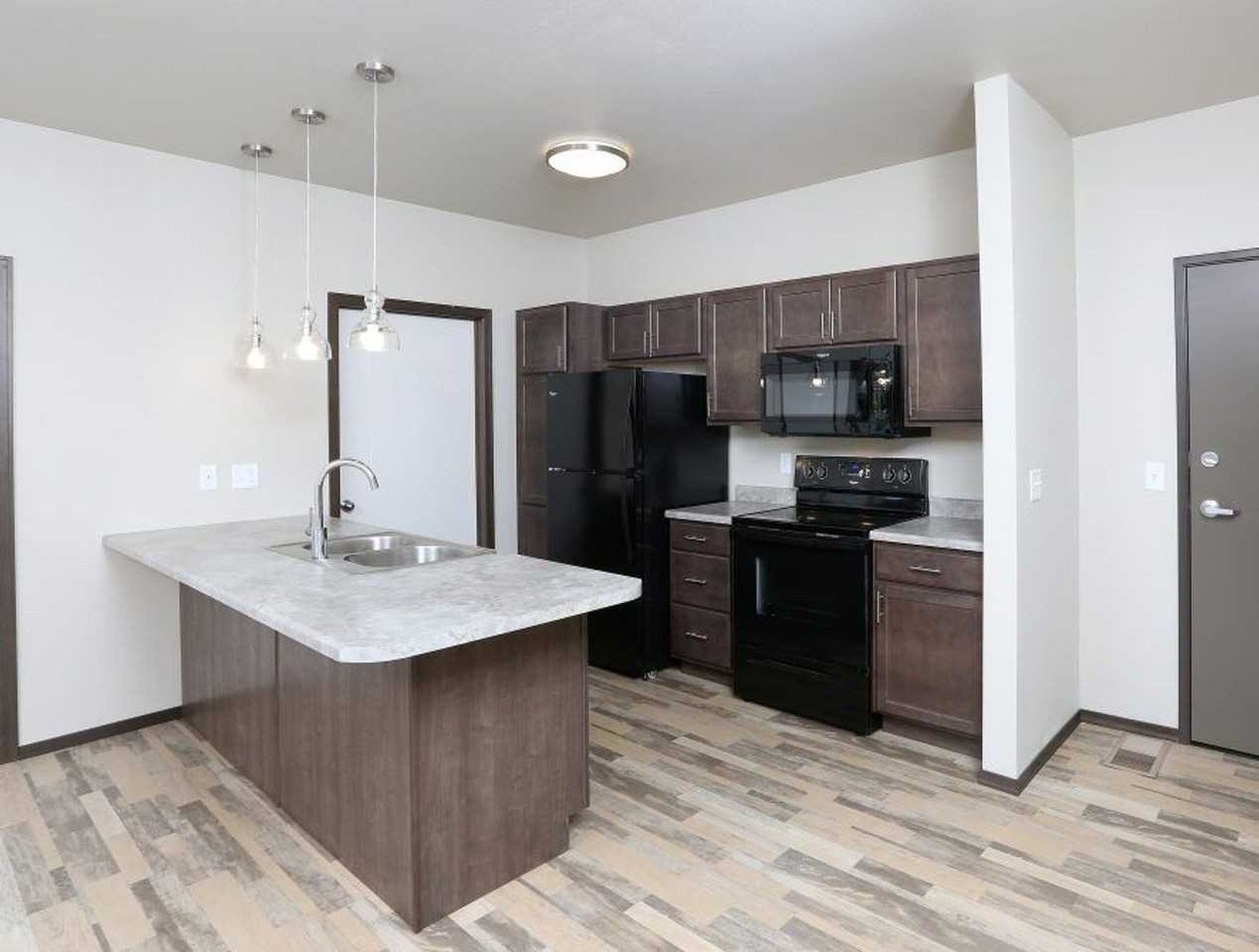 120 Flats - Photo 6 of 20