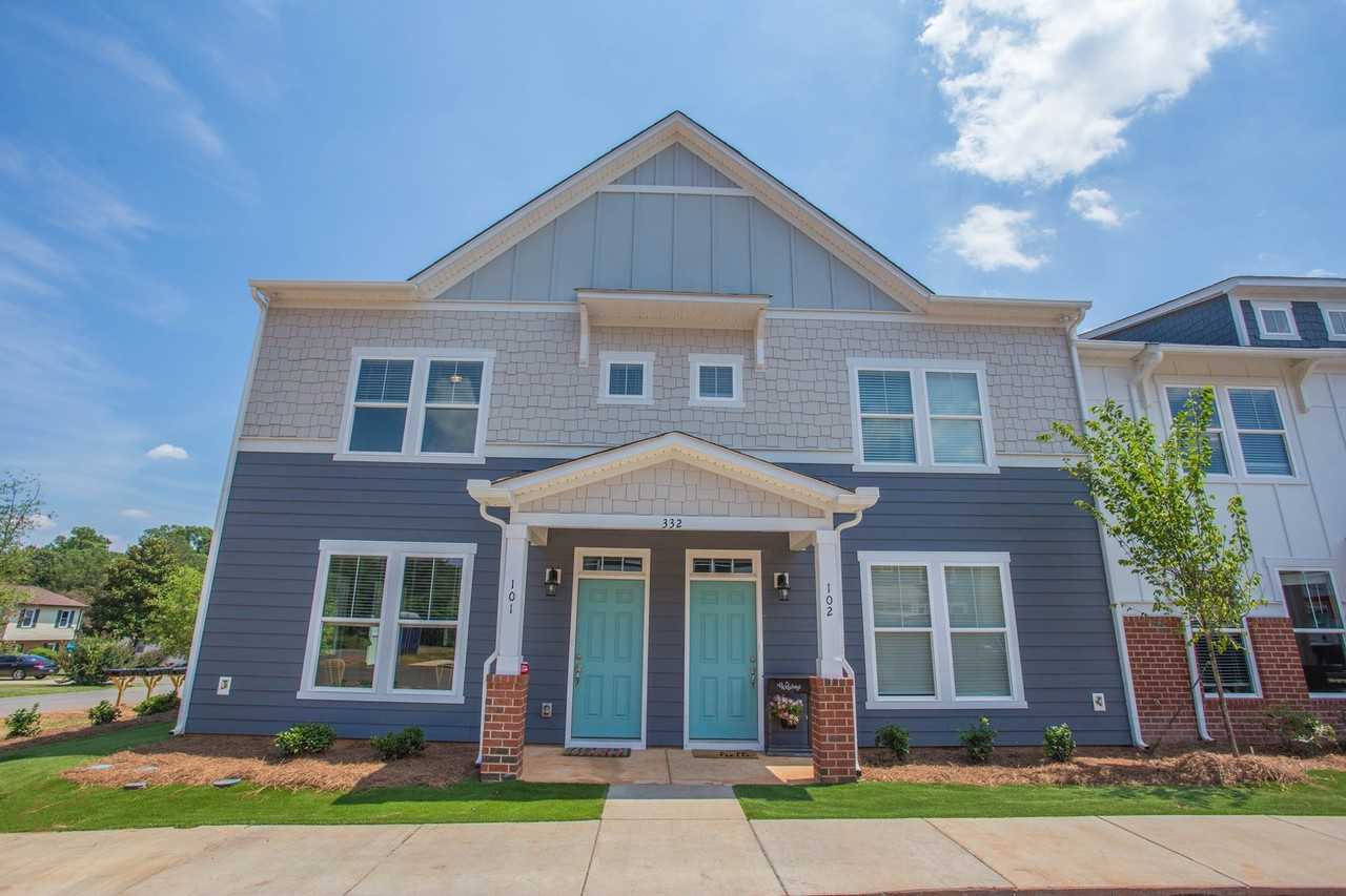 332 Voldemort St - Photo 3 of 50