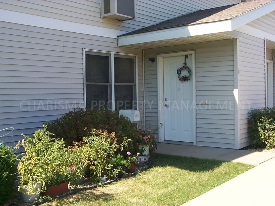 3500, 3506 and 3510 S Sertoma Ave - Photo 5 of 19