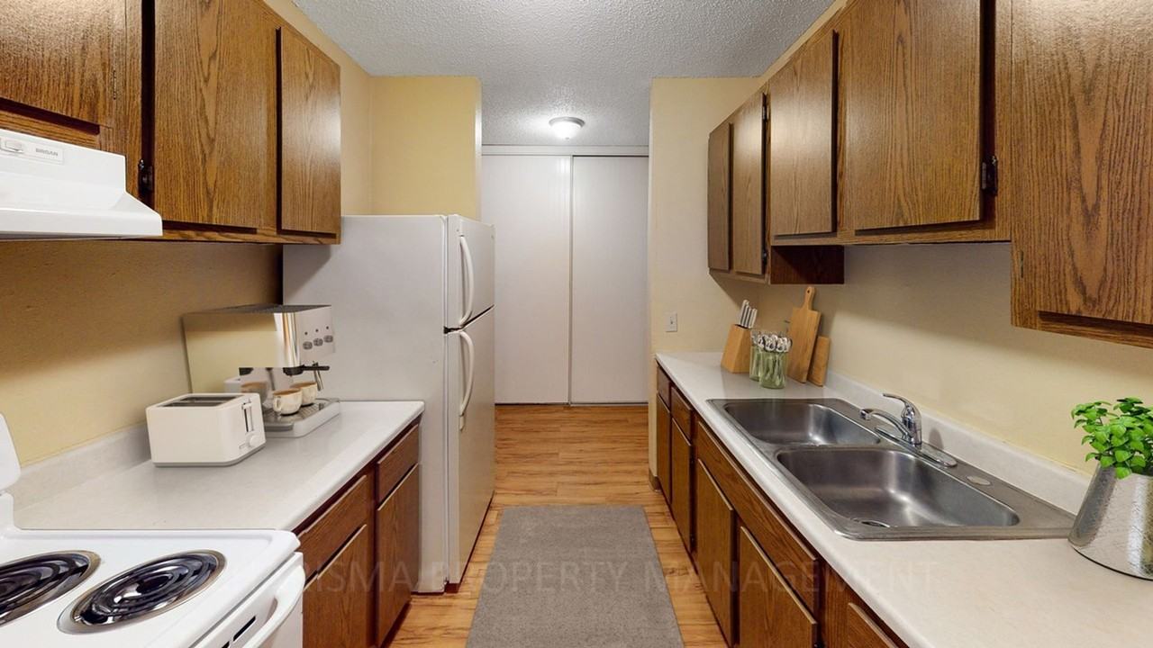 Missouri View Apartments - Photo 6 of 36