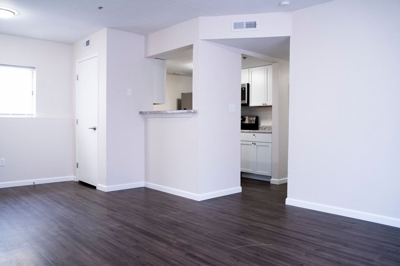 Carson Place - Photo 3 of 11