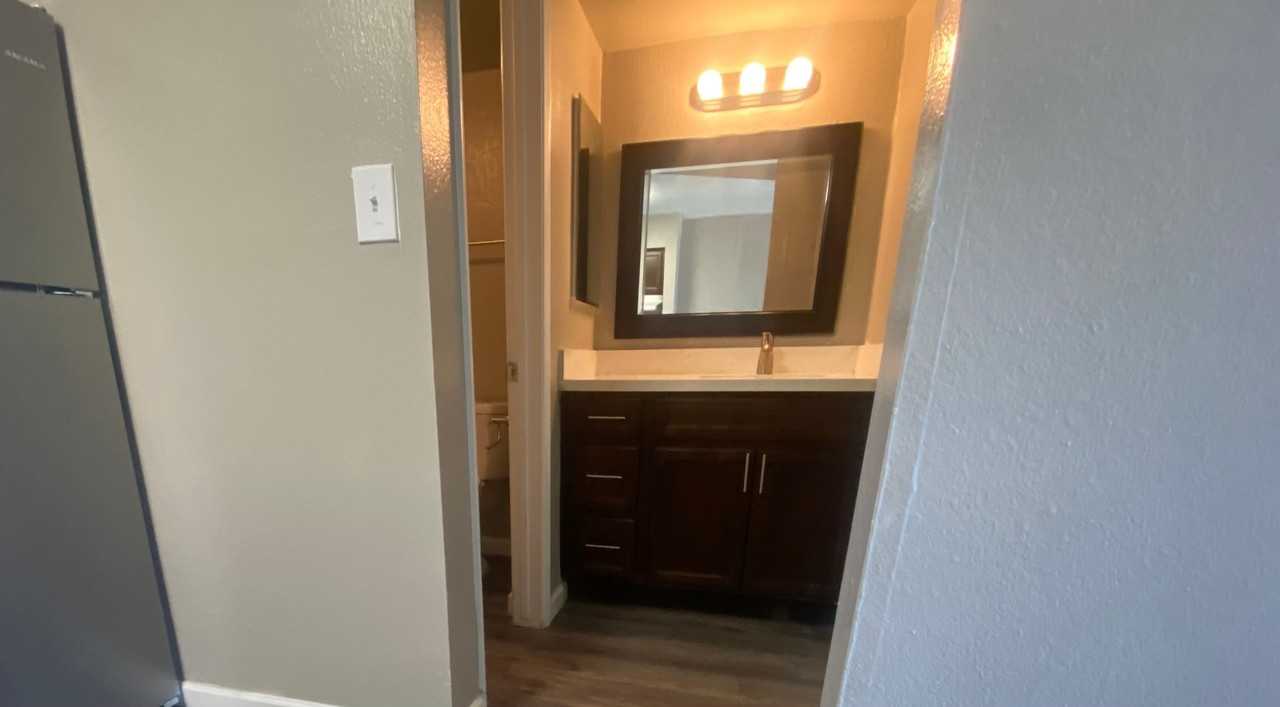 Scottsdale 5th - Photo 3 of 50