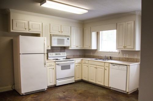 Heatherwood Square - Photo 2 of 9