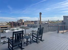 featured image of 135 W Seeboth St