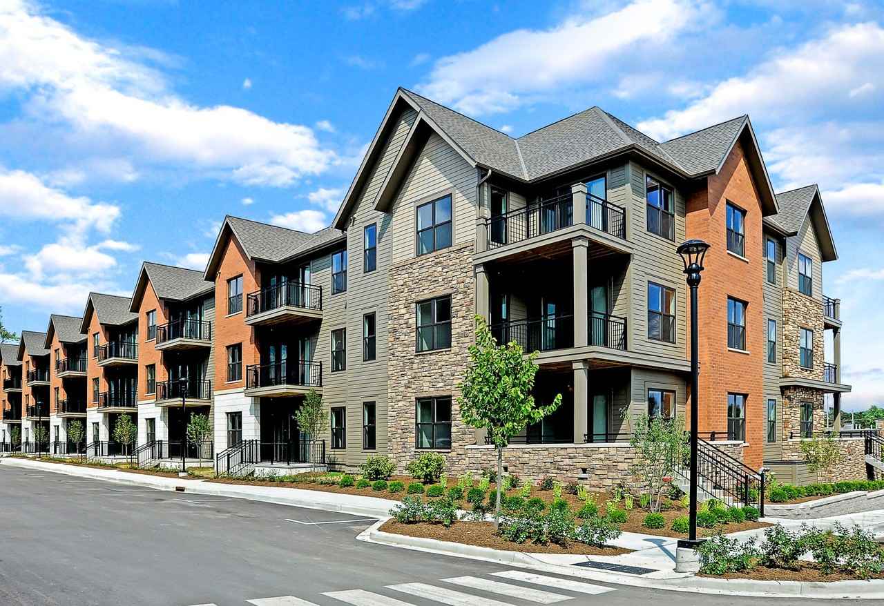 Spur 16 Apartments - Photo 5 of 14