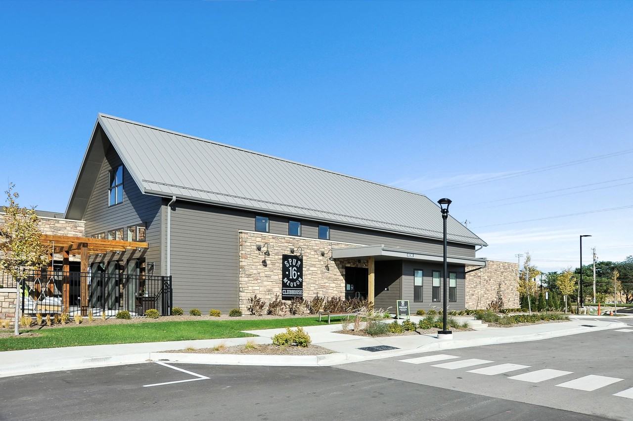 Spur 16 Apartments - Photo 6 of 14