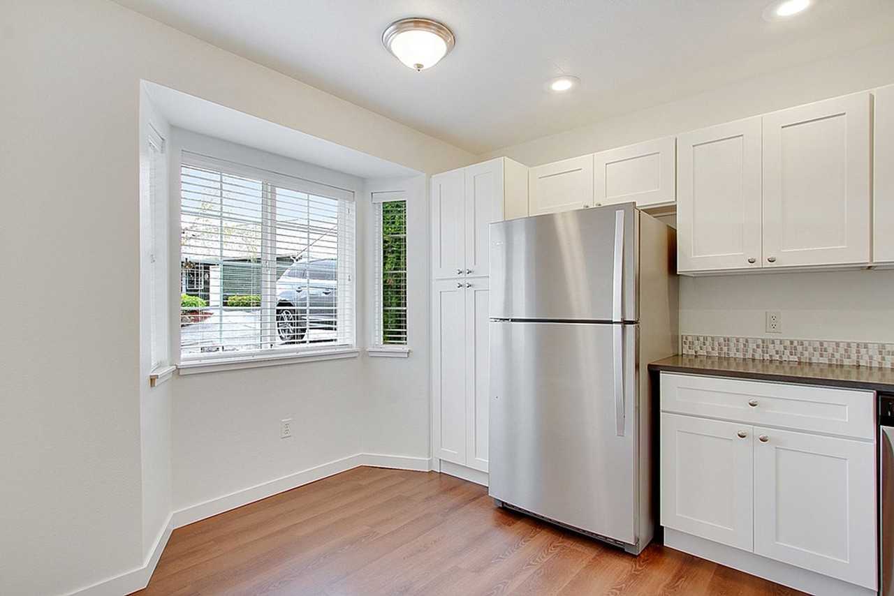 Norpoint Village - Photo 3 of 11