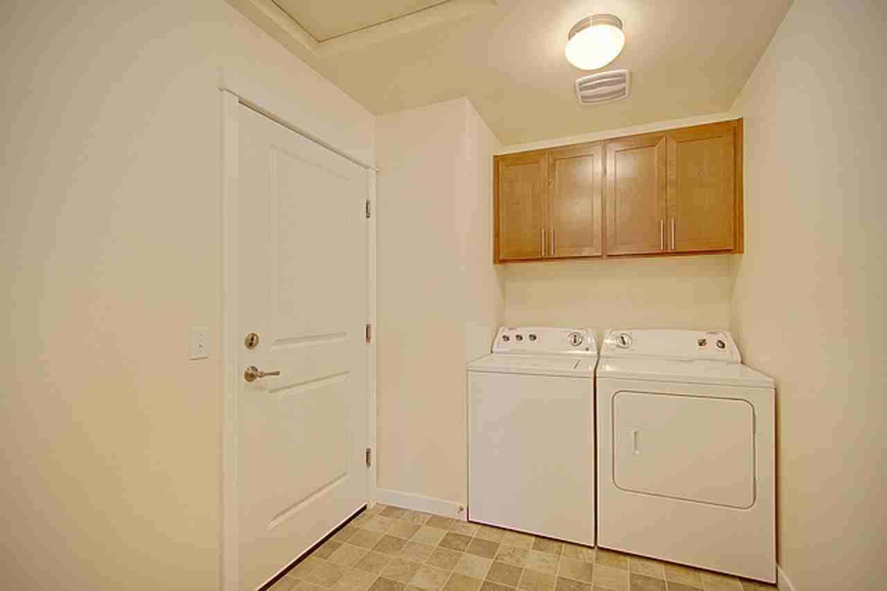 StoneRidge at the Park - Photo 7 of 12